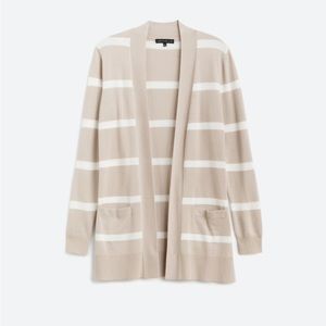 Two pocket tan and white cardigan
